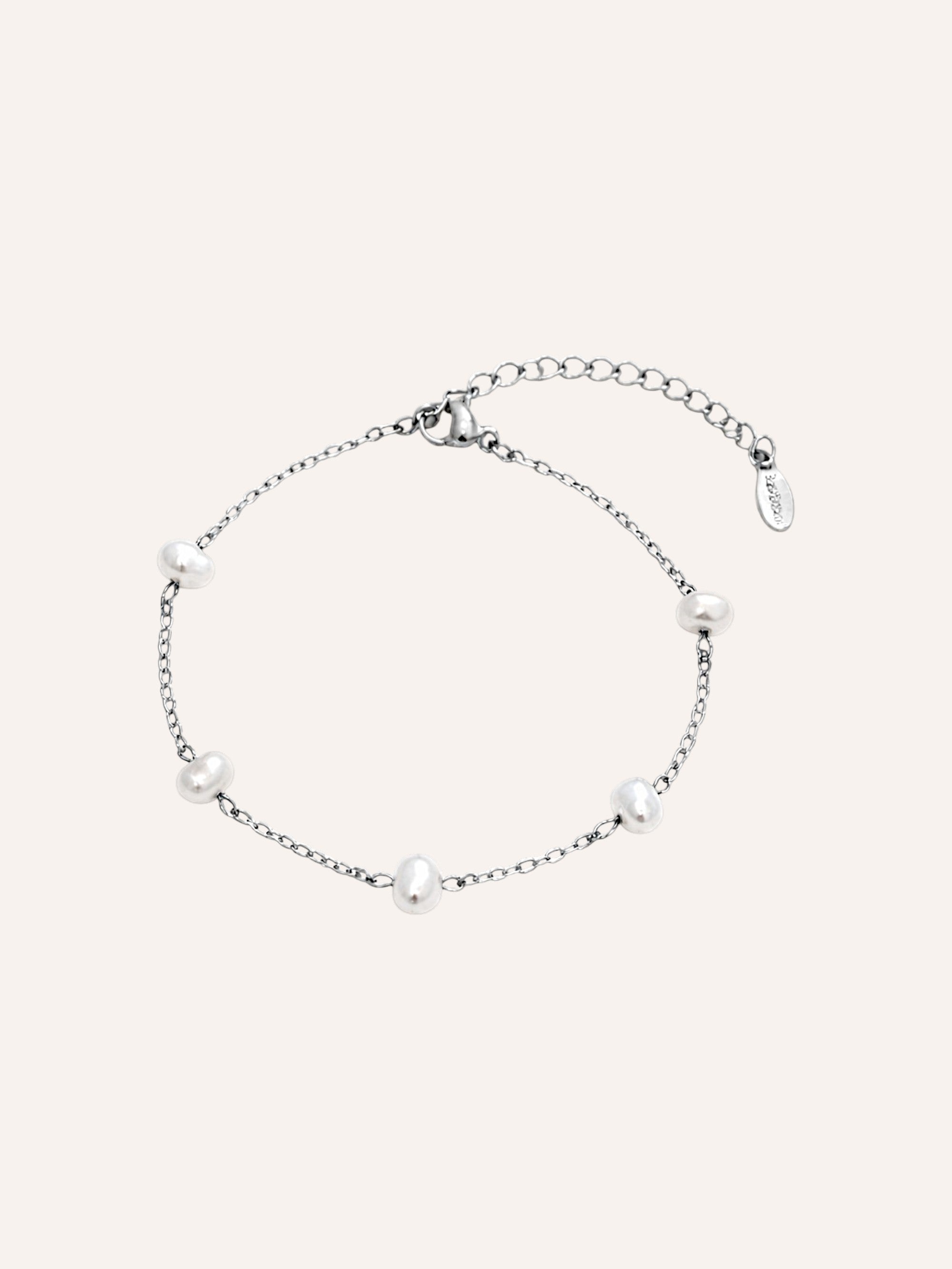 Simple Pearl Armband